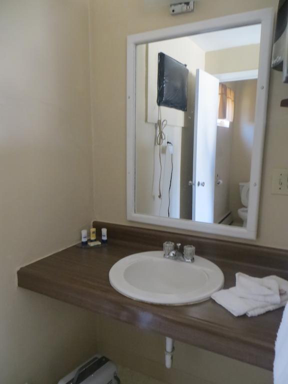 Budget Inn Denison Buitenkant foto